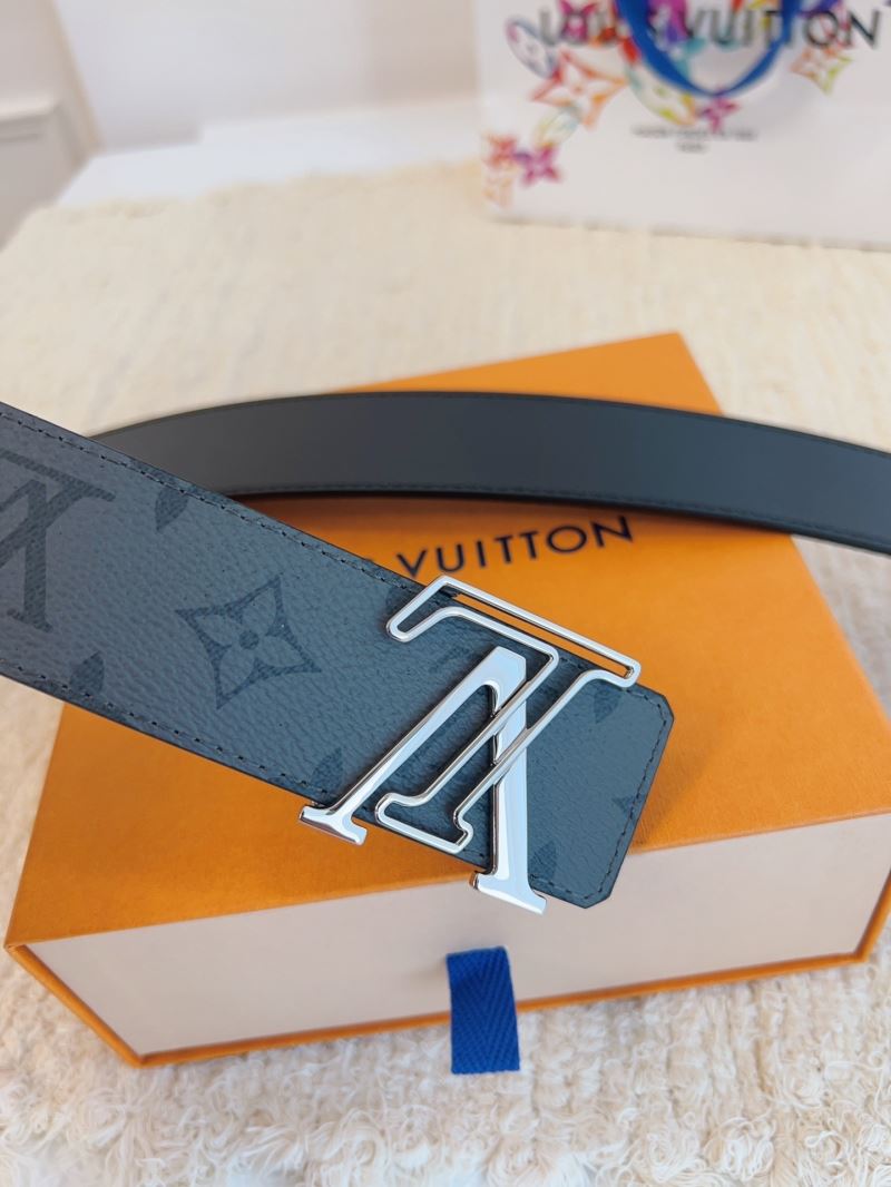 l0vis Vvtt0n belts